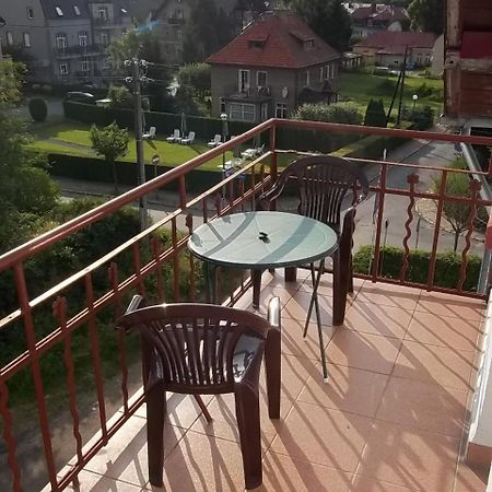 Bed and Breakfast Osrodek Wypoczynkowy Buenos Aires à Kudowa-Zdrój Extérieur photo